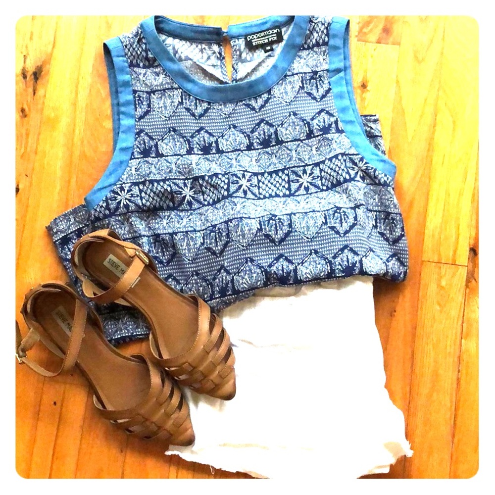 2/$10   Papermoon sleeveless blouse